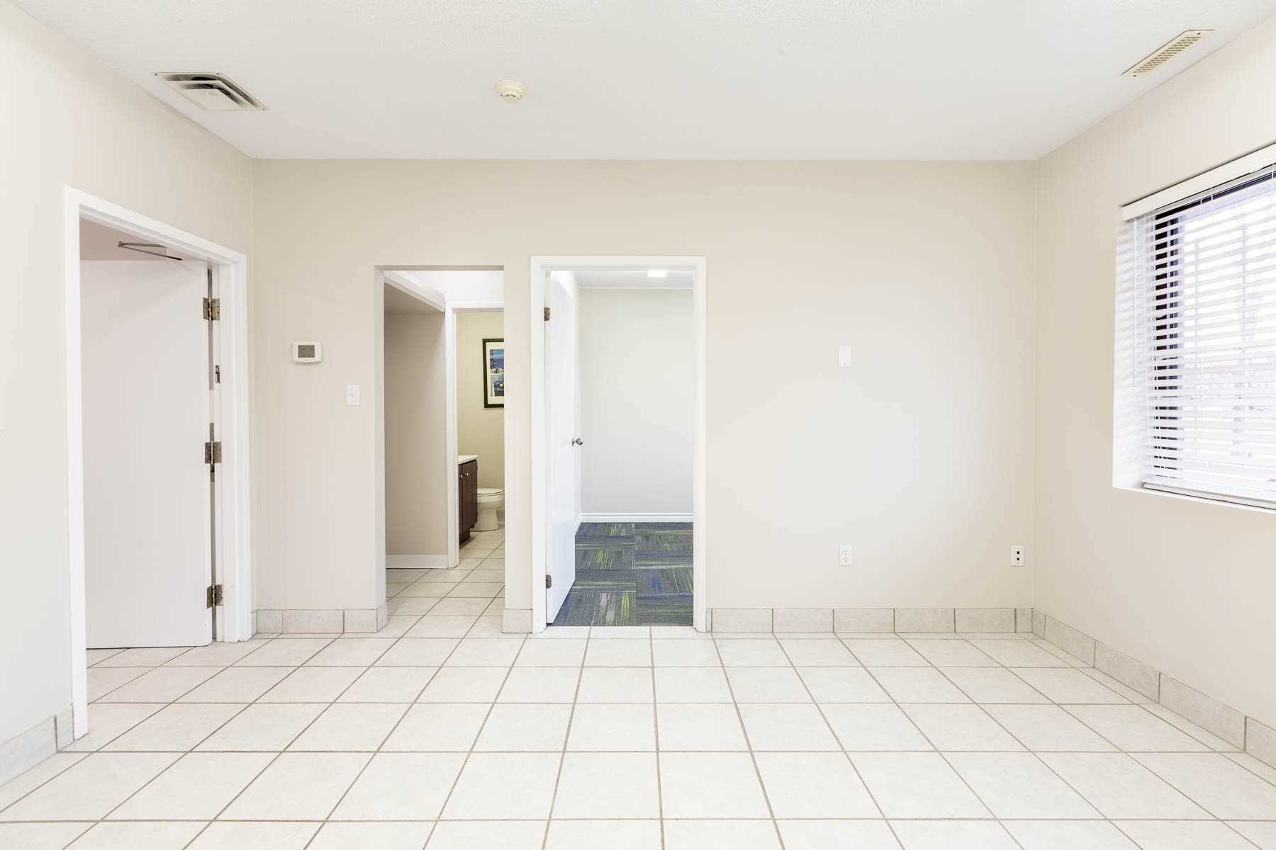 Listing W6014397 - Large Photo # 14