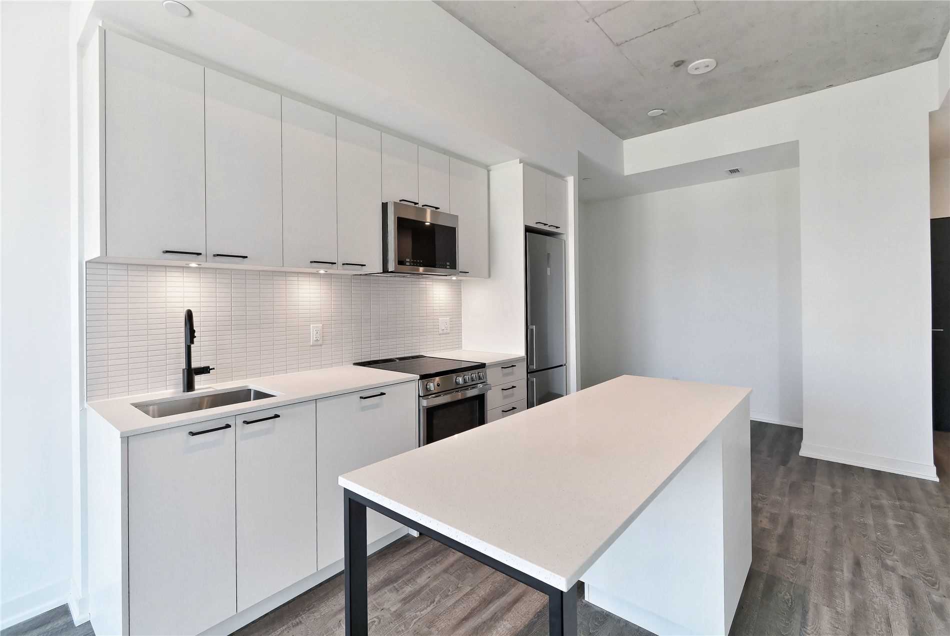 1808 St. Clair Avenue W, #802