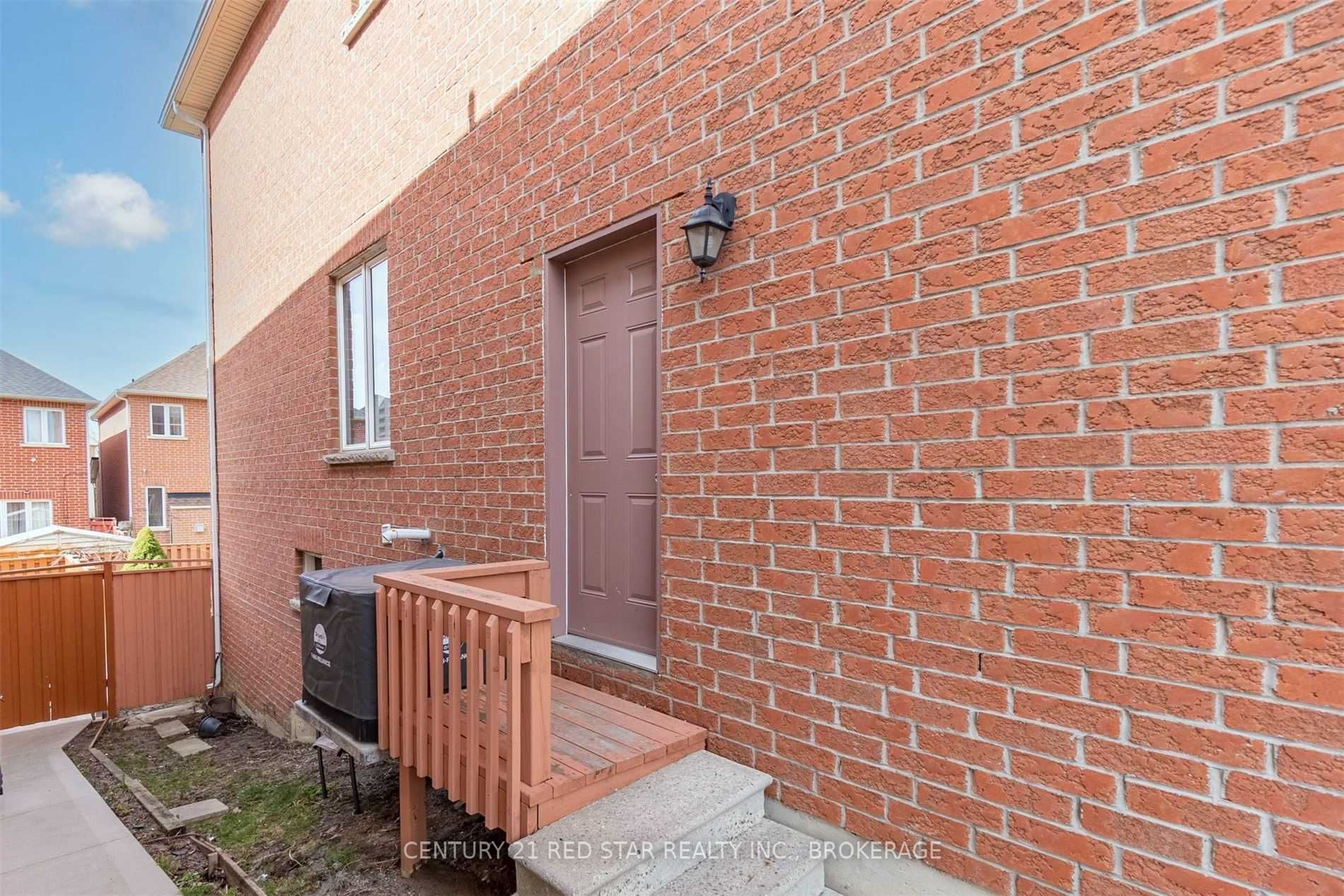 Listing W6014999 - Large Photo # 3