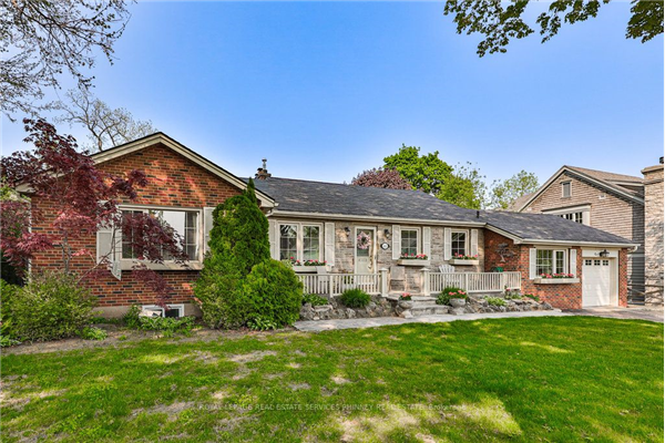 81 Allan St, Oakville