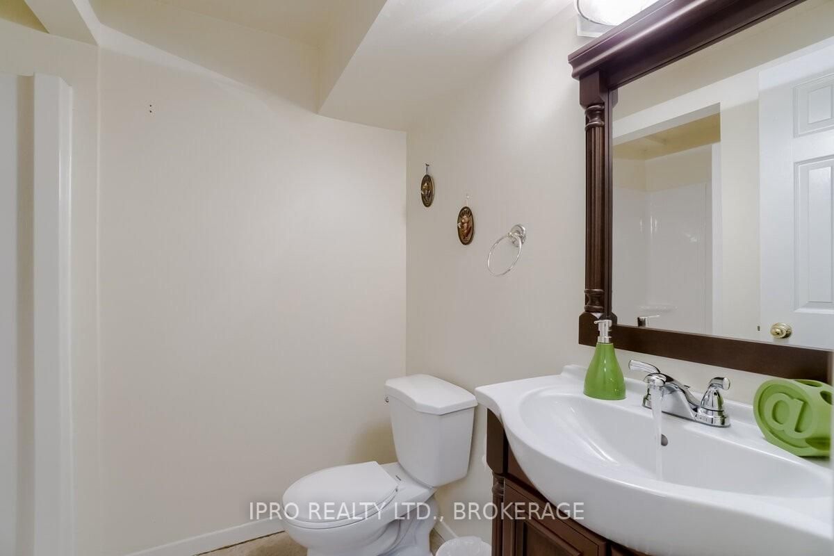 1236 Fleet Street