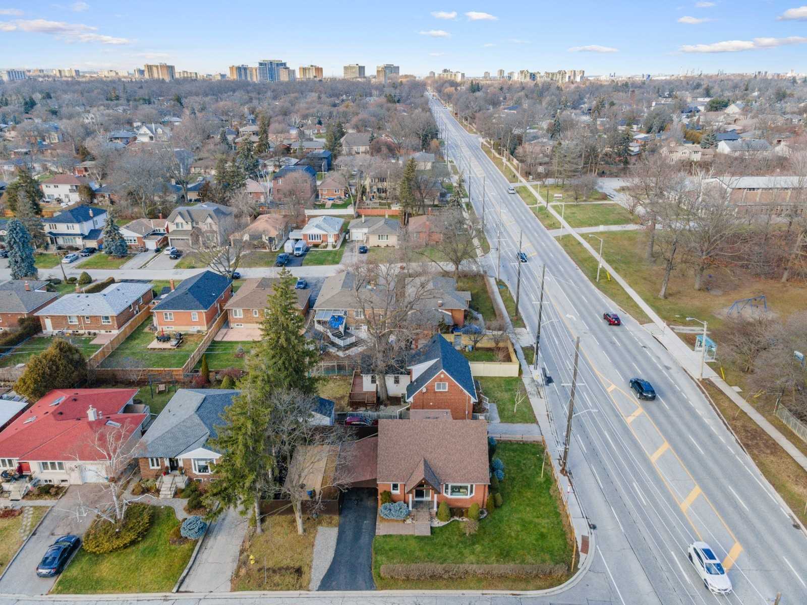 2 North Heights Rd