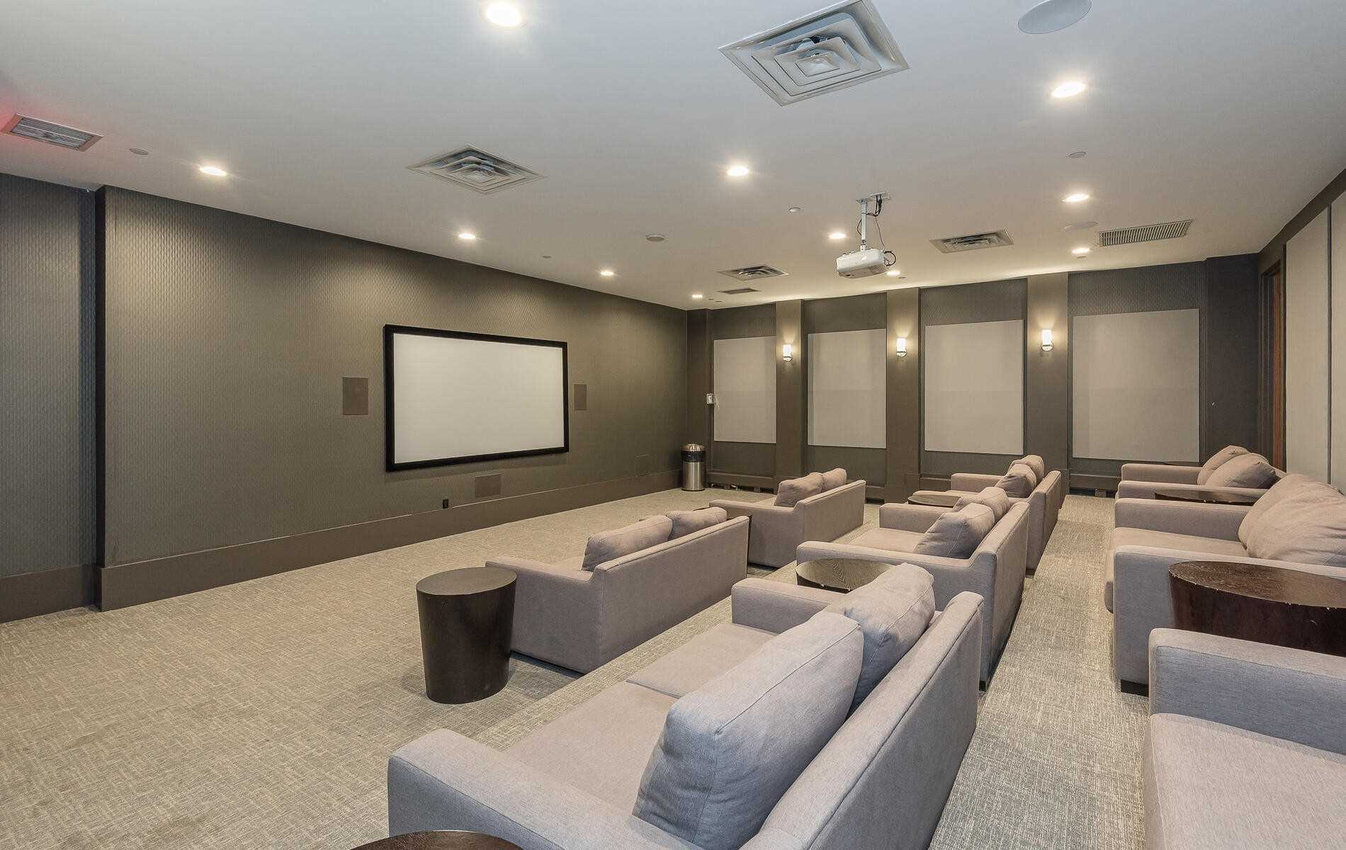 2200 Lake Shore Blvd W, #Ph02