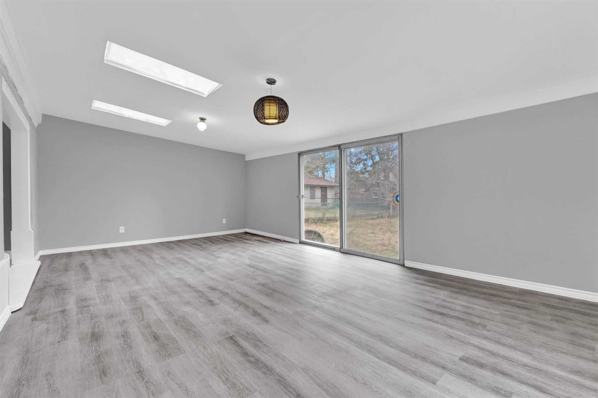 17 Ben Machree Drive