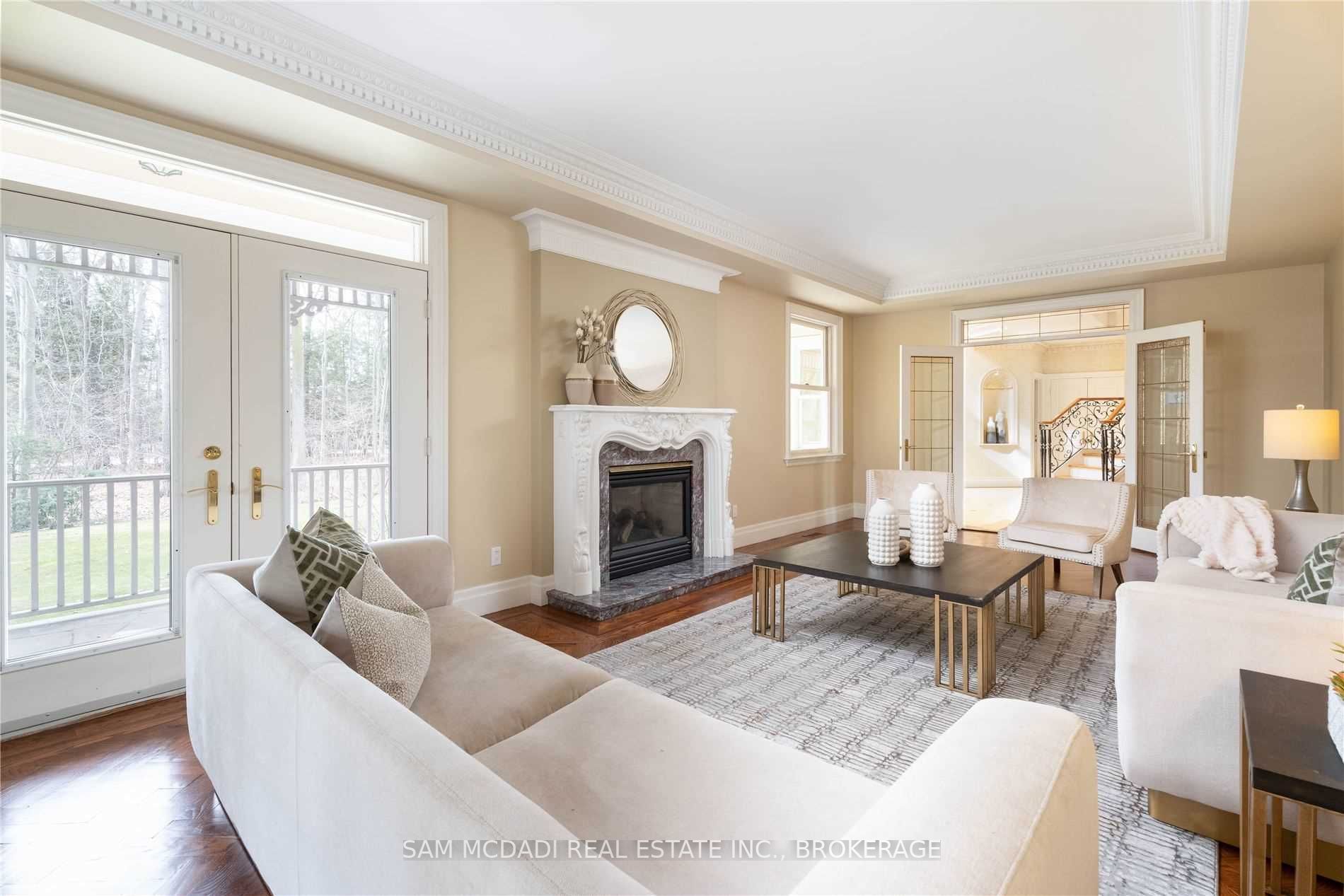 2177 Parker Dr