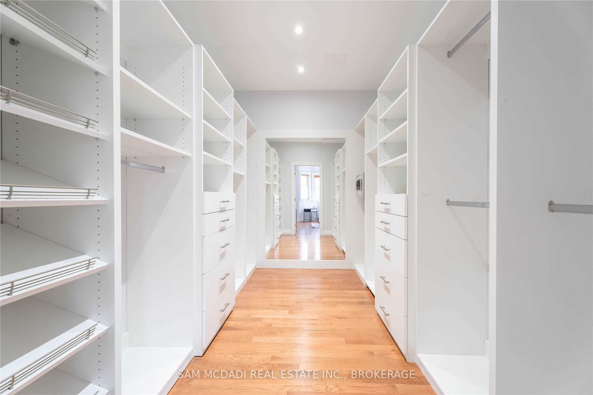 2177 Parker Dr
