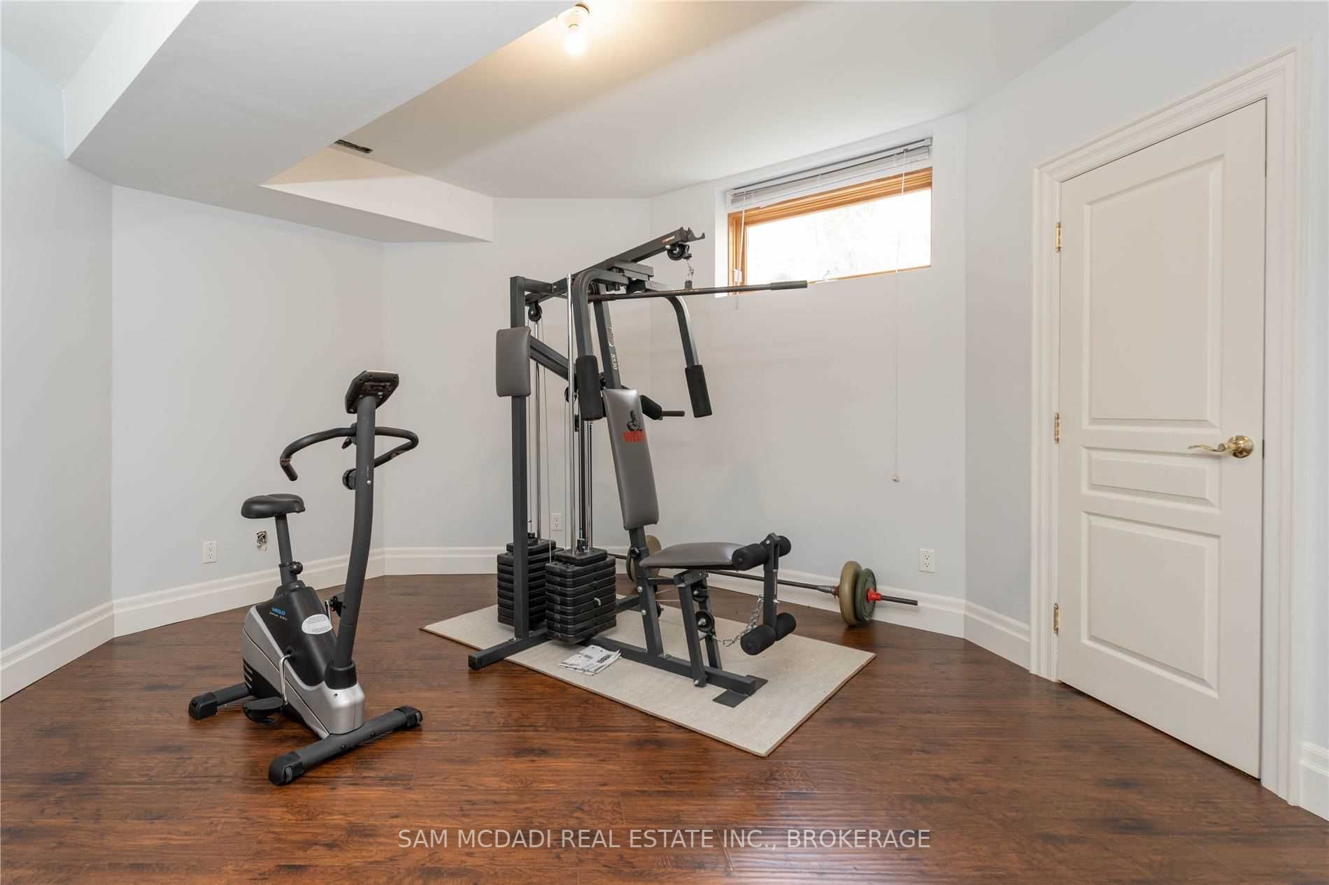 2177 Parker Dr