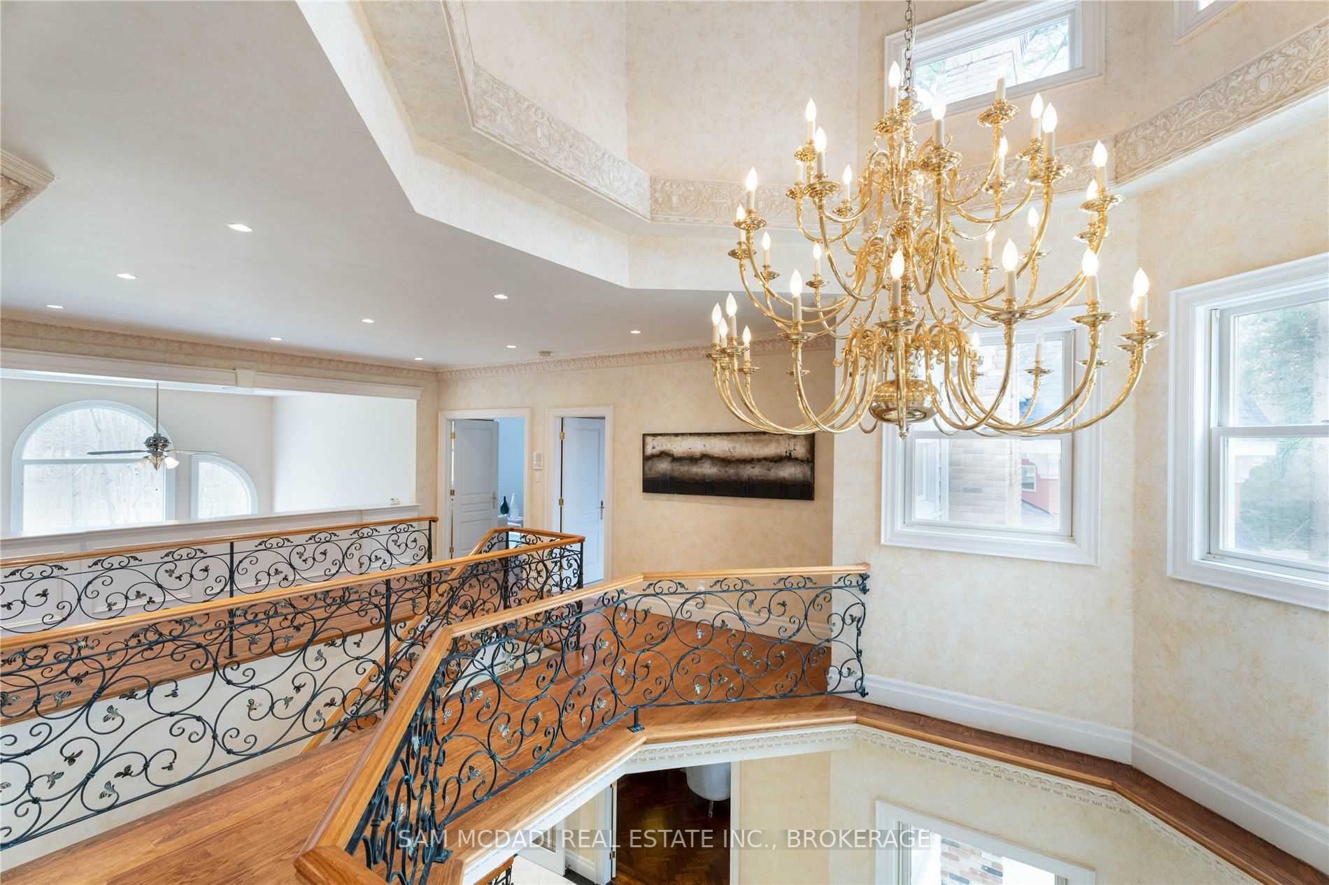 2177 Parker Dr