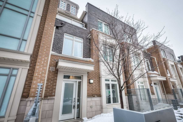 370 Square One Dr, Mississauga