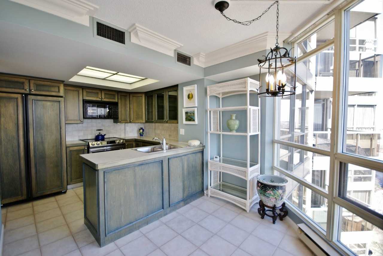 45 Kingsbridge Garden Circ, #1504