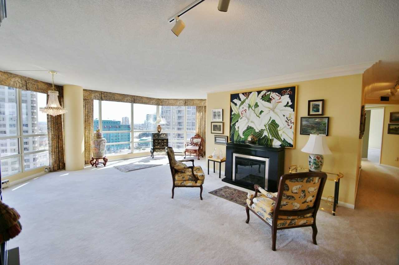 45 Kingsbridge Garden Circ, #1504