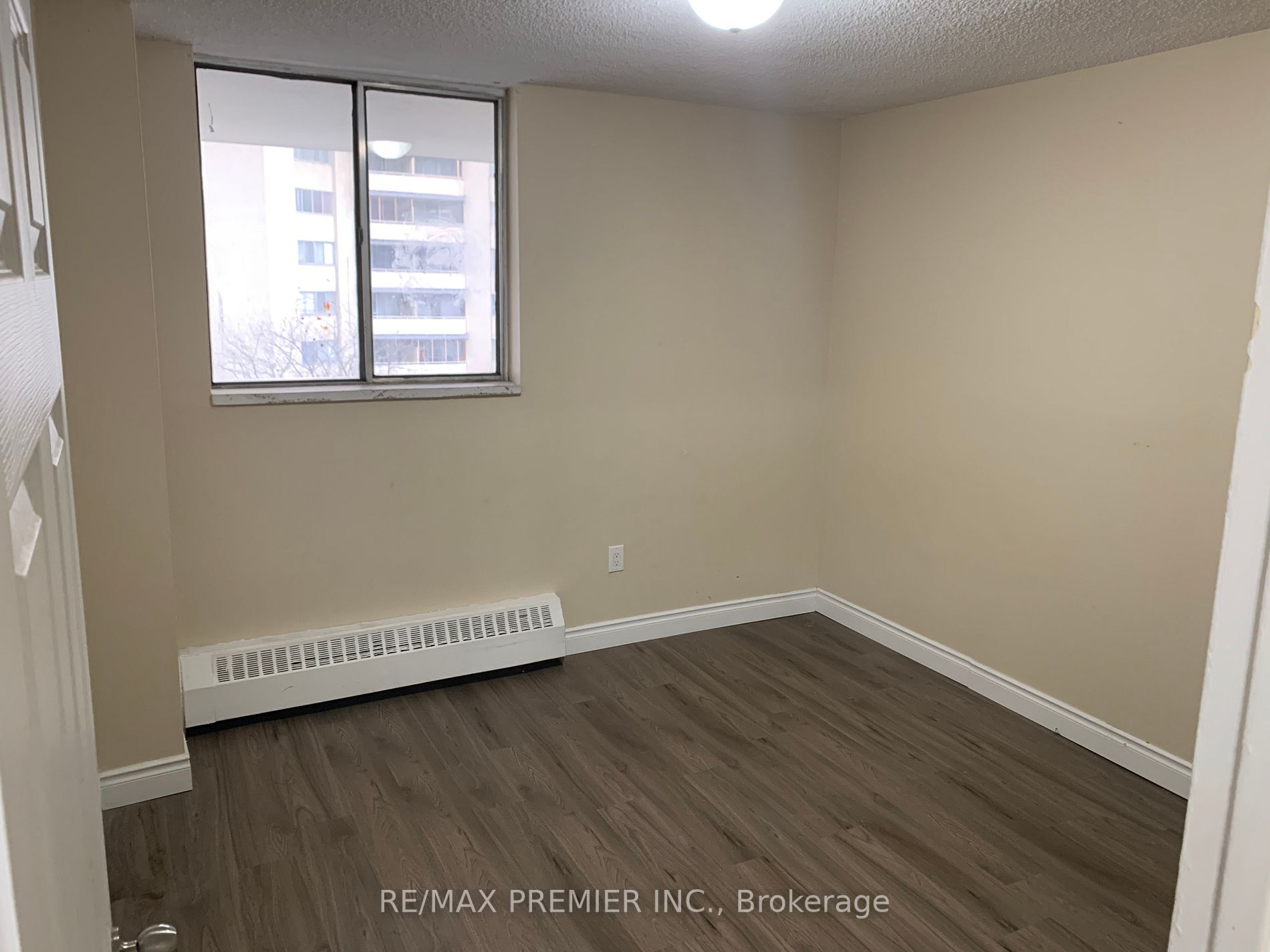Listing W6016244 - Large Photo # 4