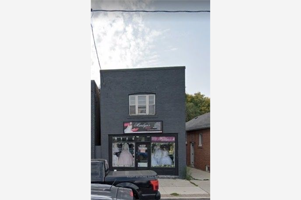 517 Rogers Rd, Toronto