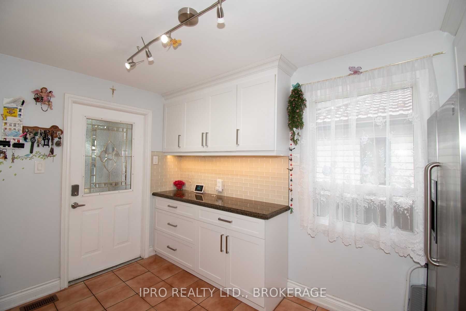 Listing W6016905 - Large Photo # 13