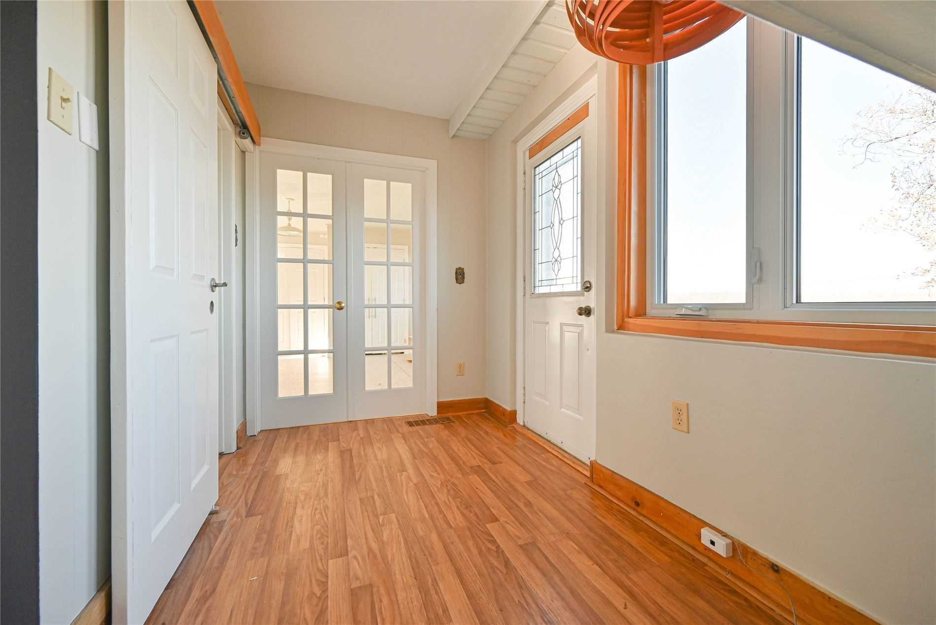 244 Main Street S