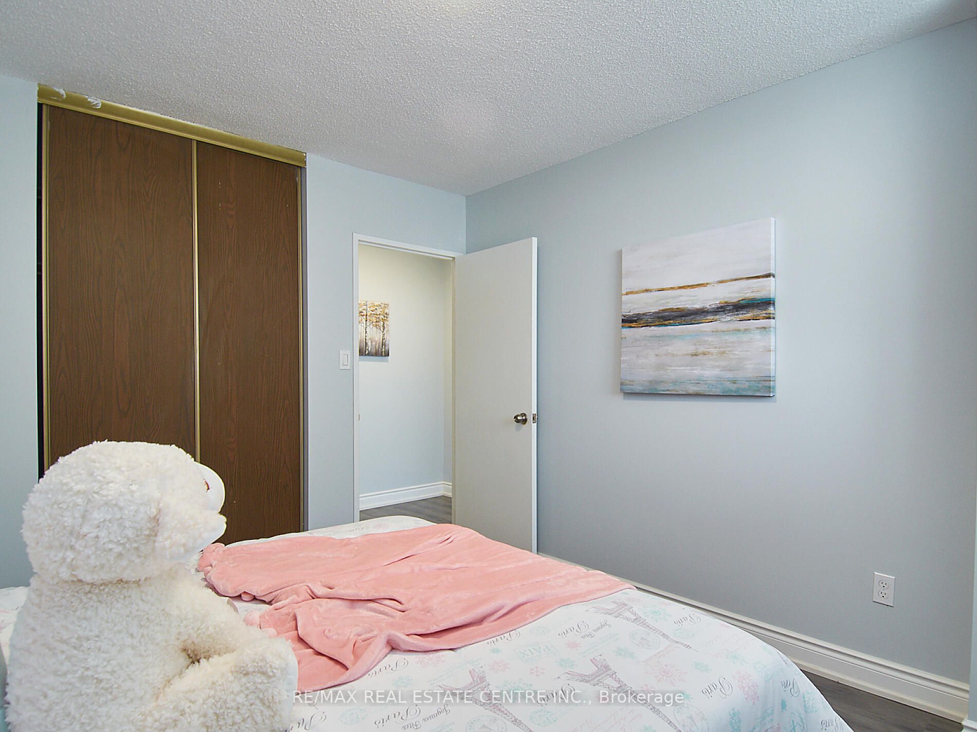 Listing W6016932 - Large Photo # 25
