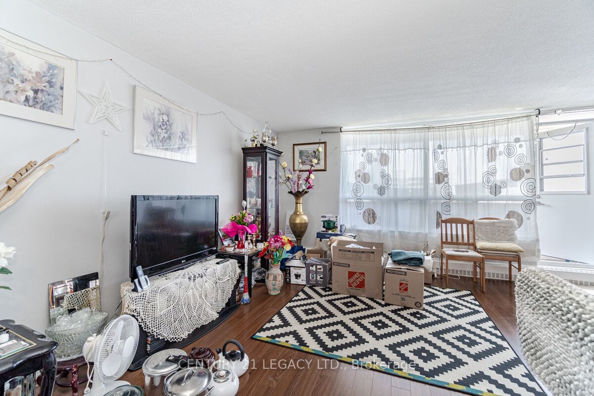 Listing W6017260 - Large Photo # 6