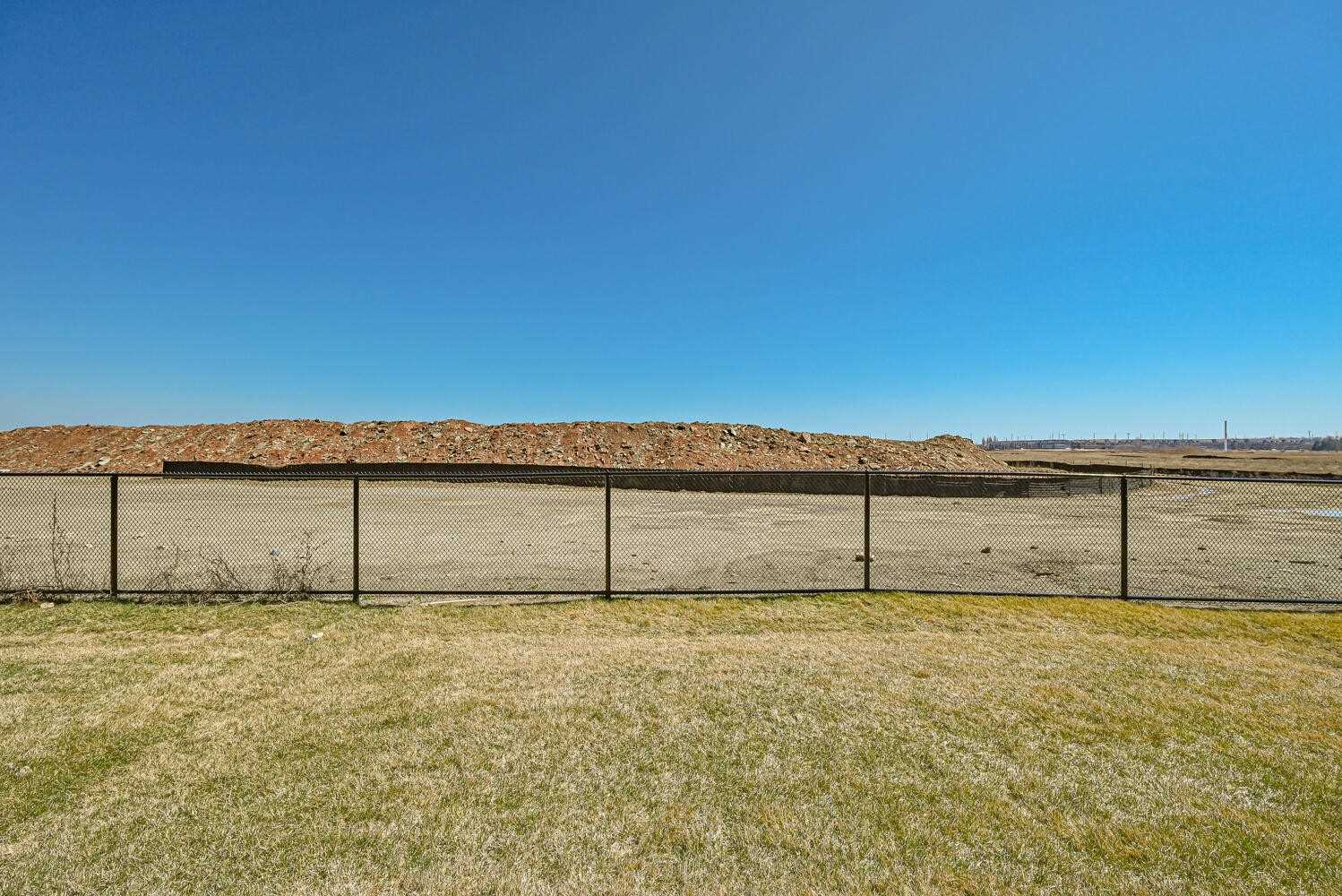 13 Eberly Woods Dr