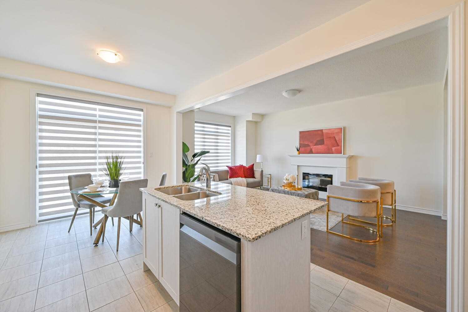 13 Eberly Woods Dr