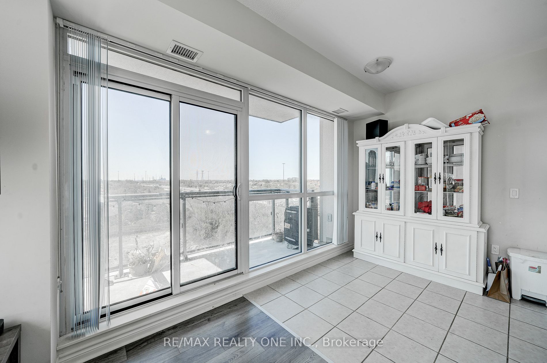 Listing W6017712 - Large Photo # 12