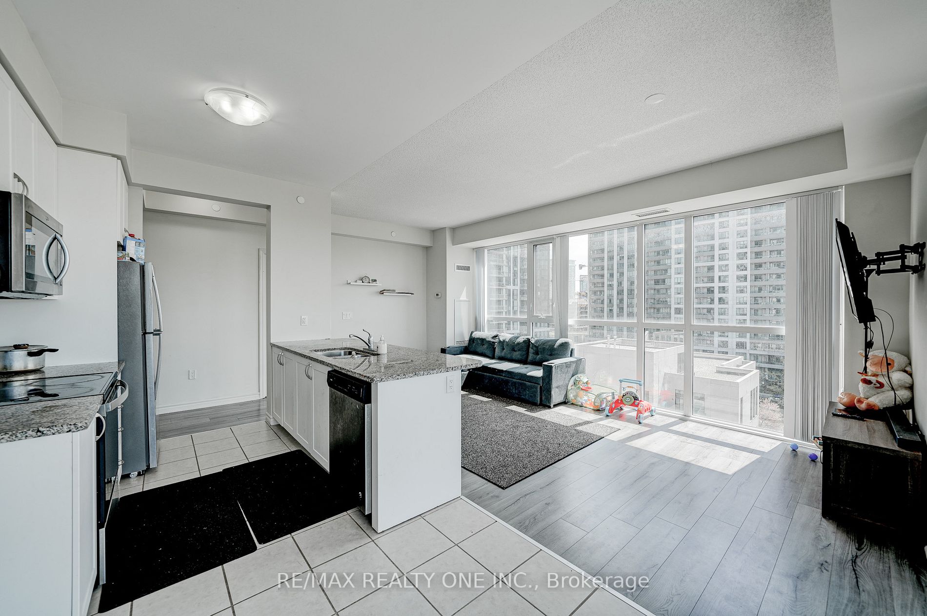 Listing W6017712 - Large Photo # 15