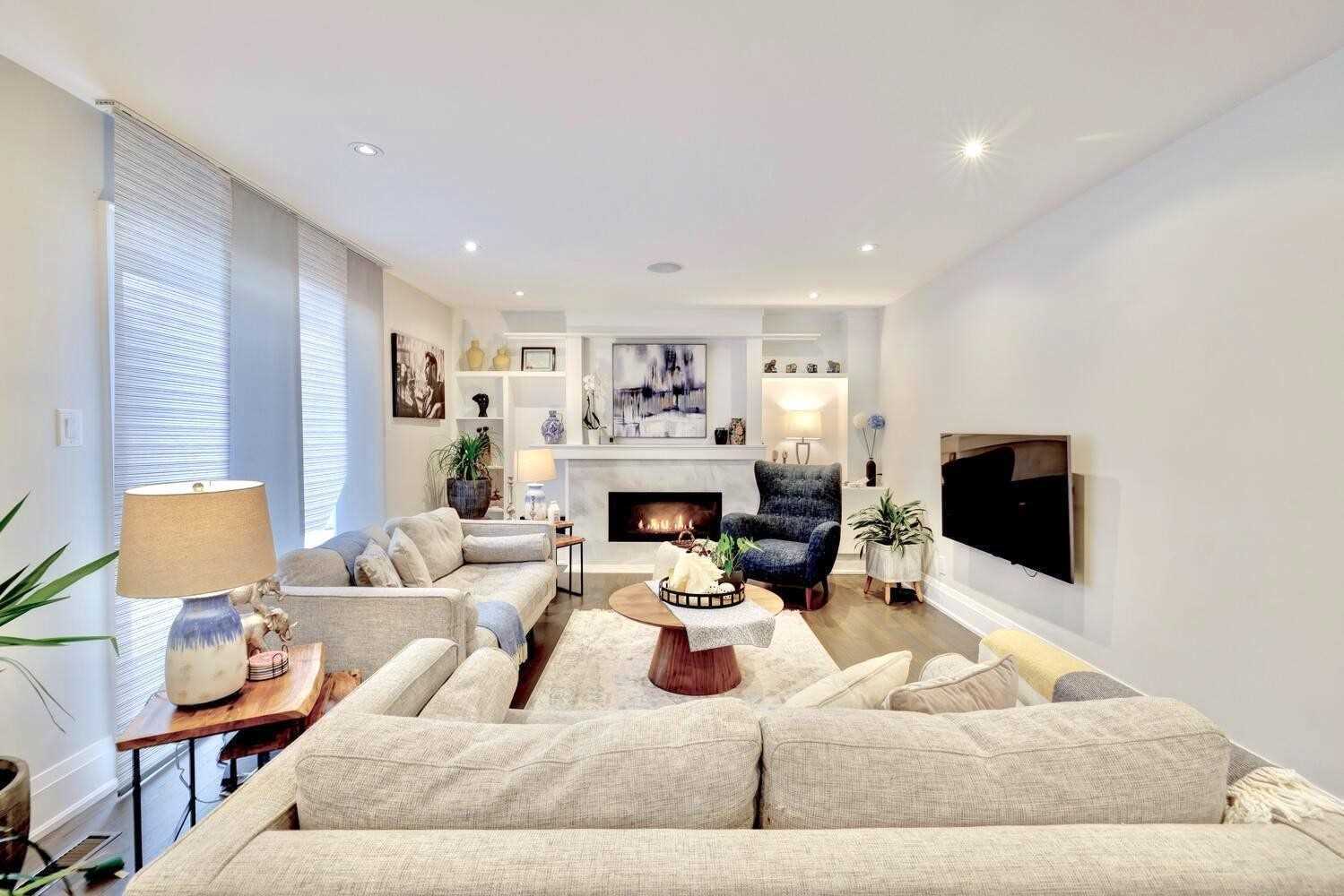 2068 Mississauga Road