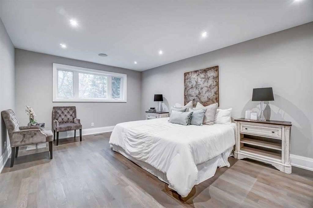 2068 Mississauga Road