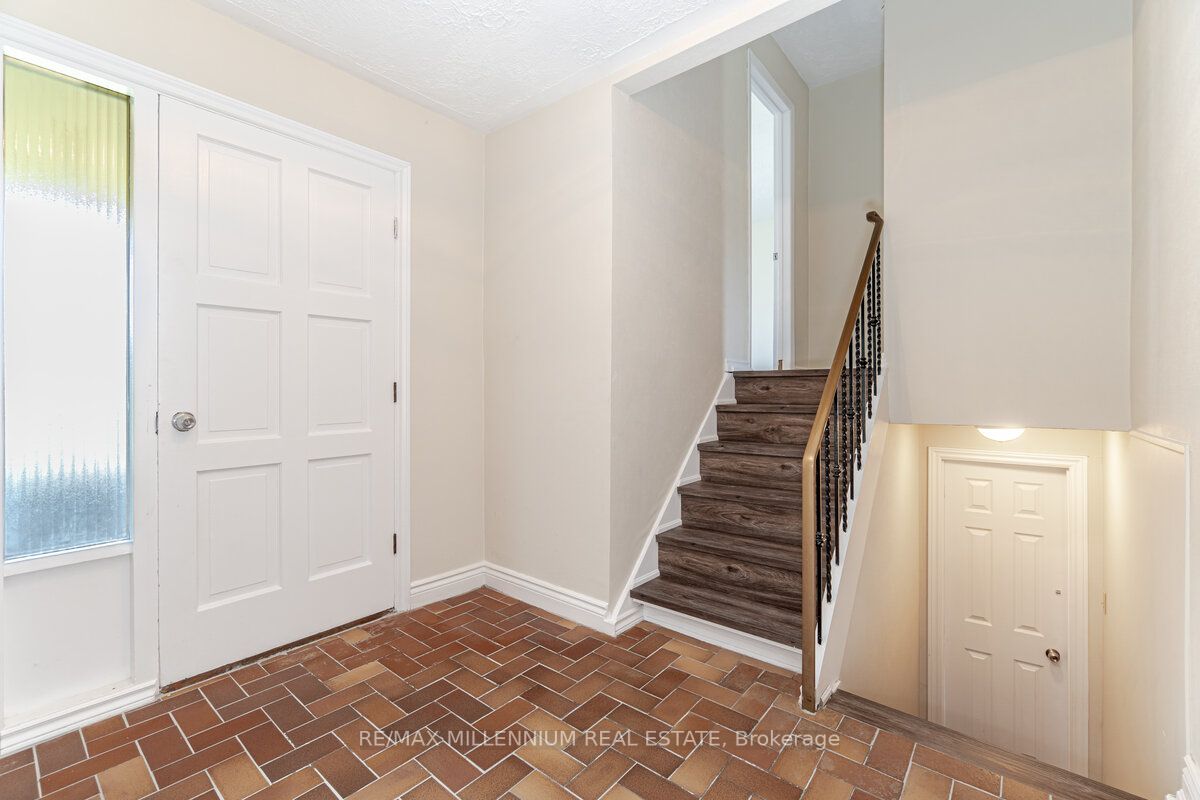 Listing W6017920 - Large Photo # 27