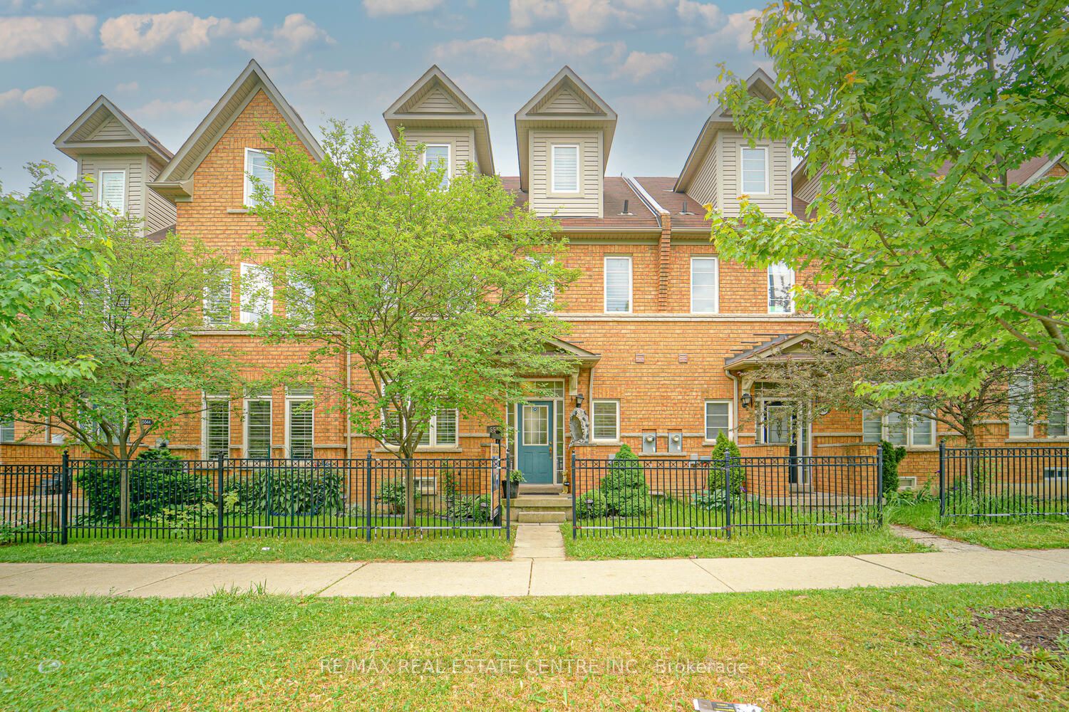 Listing W6018088 - Large Photo # 2
