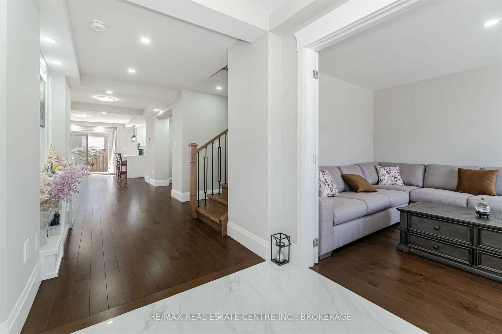 Listing W6018093 - Large Photo # 3