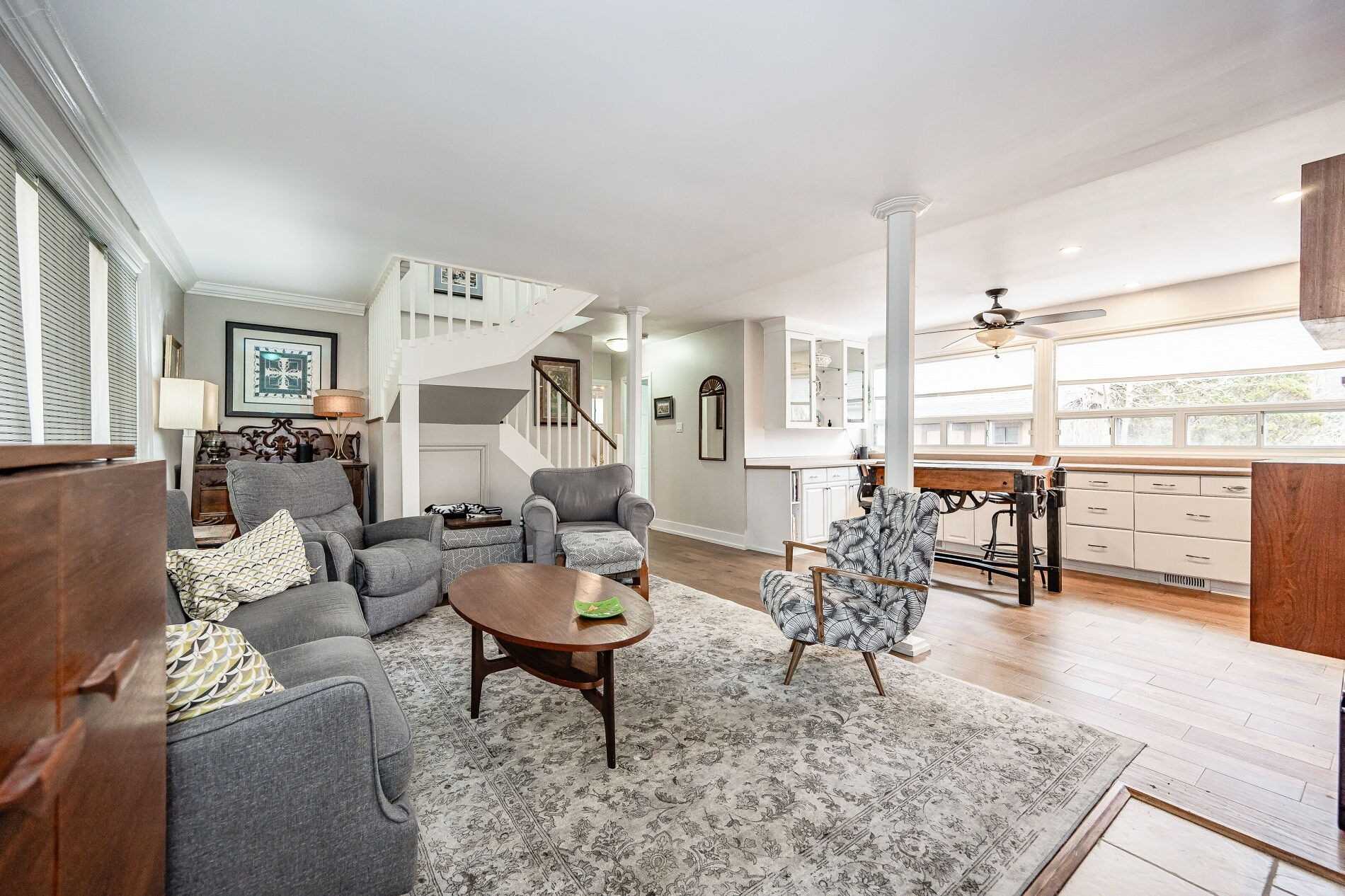 25 Mineola Rd E