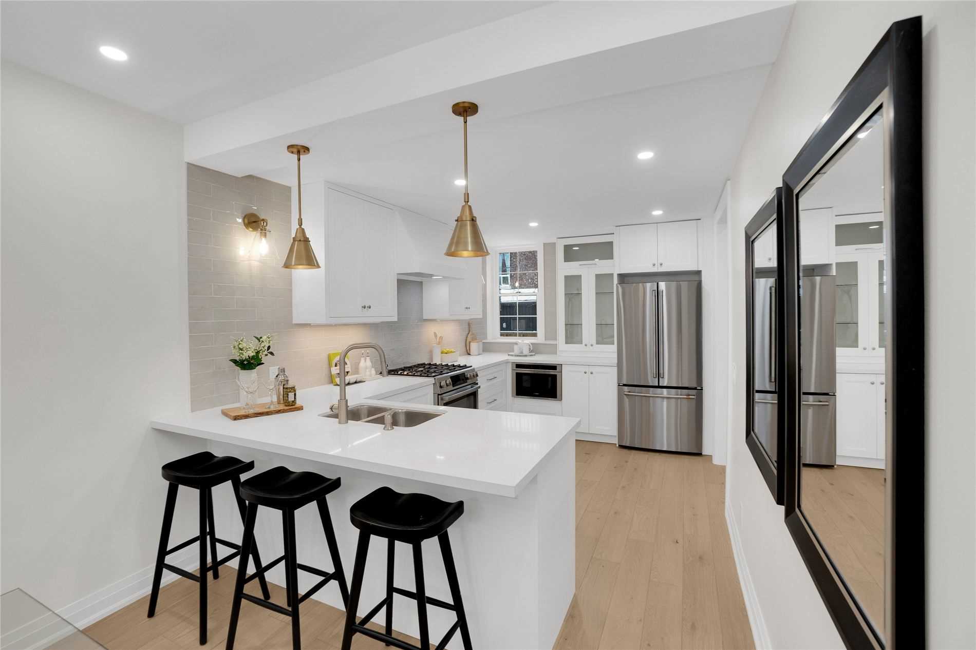 17 Columbus Avenue