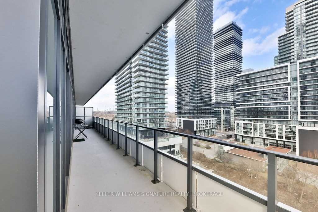 20 Shore Breeze Drive, #702