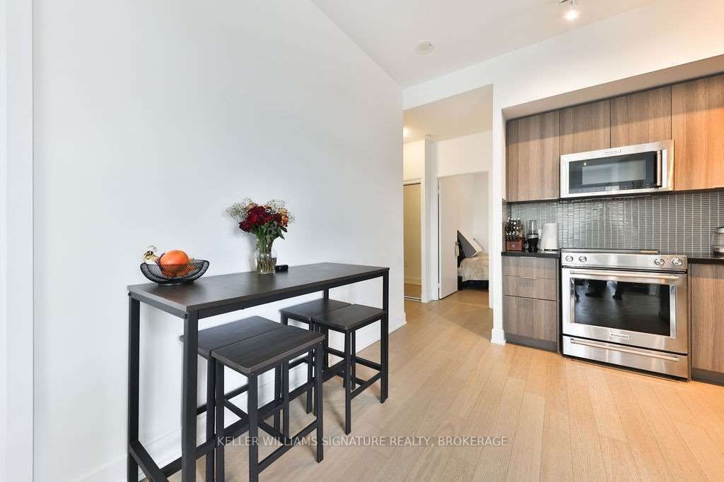 20 Shore Breeze Drive, #702