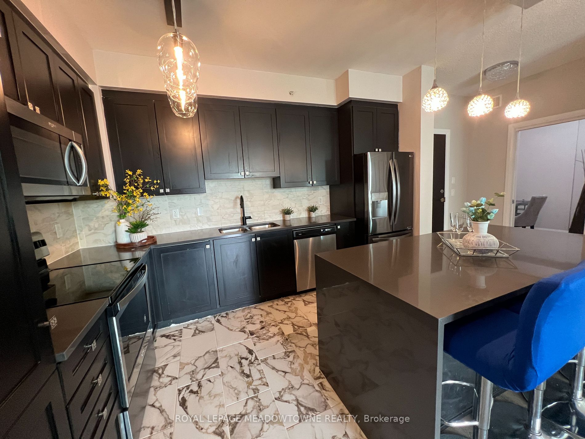 65 Yorkland Blvd, #206