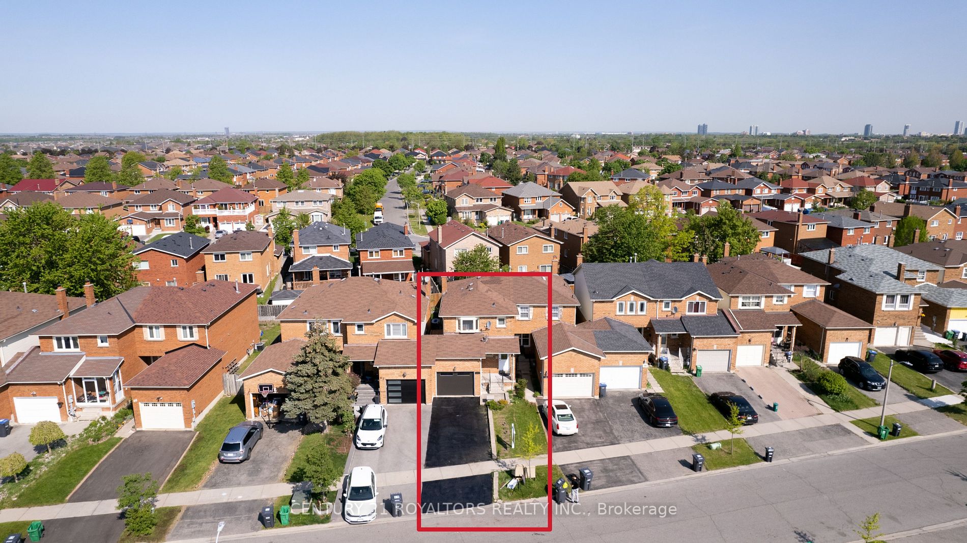 60 Dutch Cres