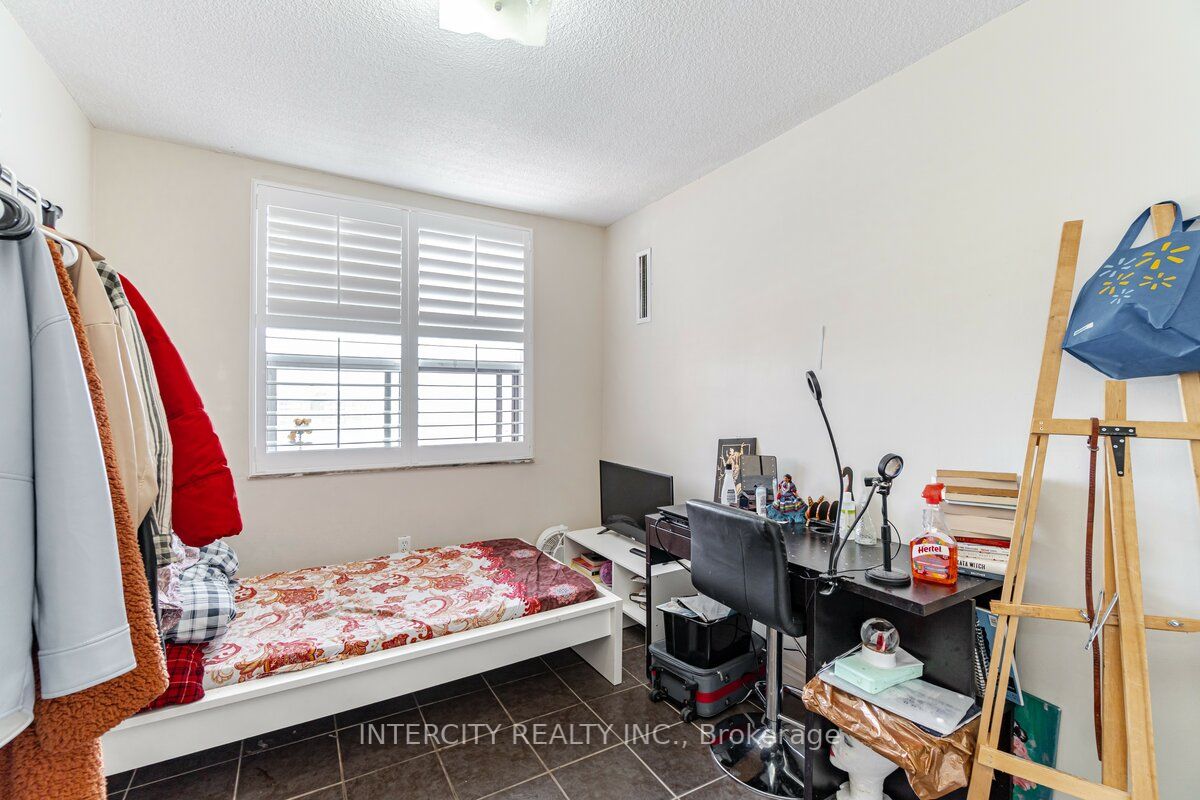 Listing W6019404 - Large Photo # 23