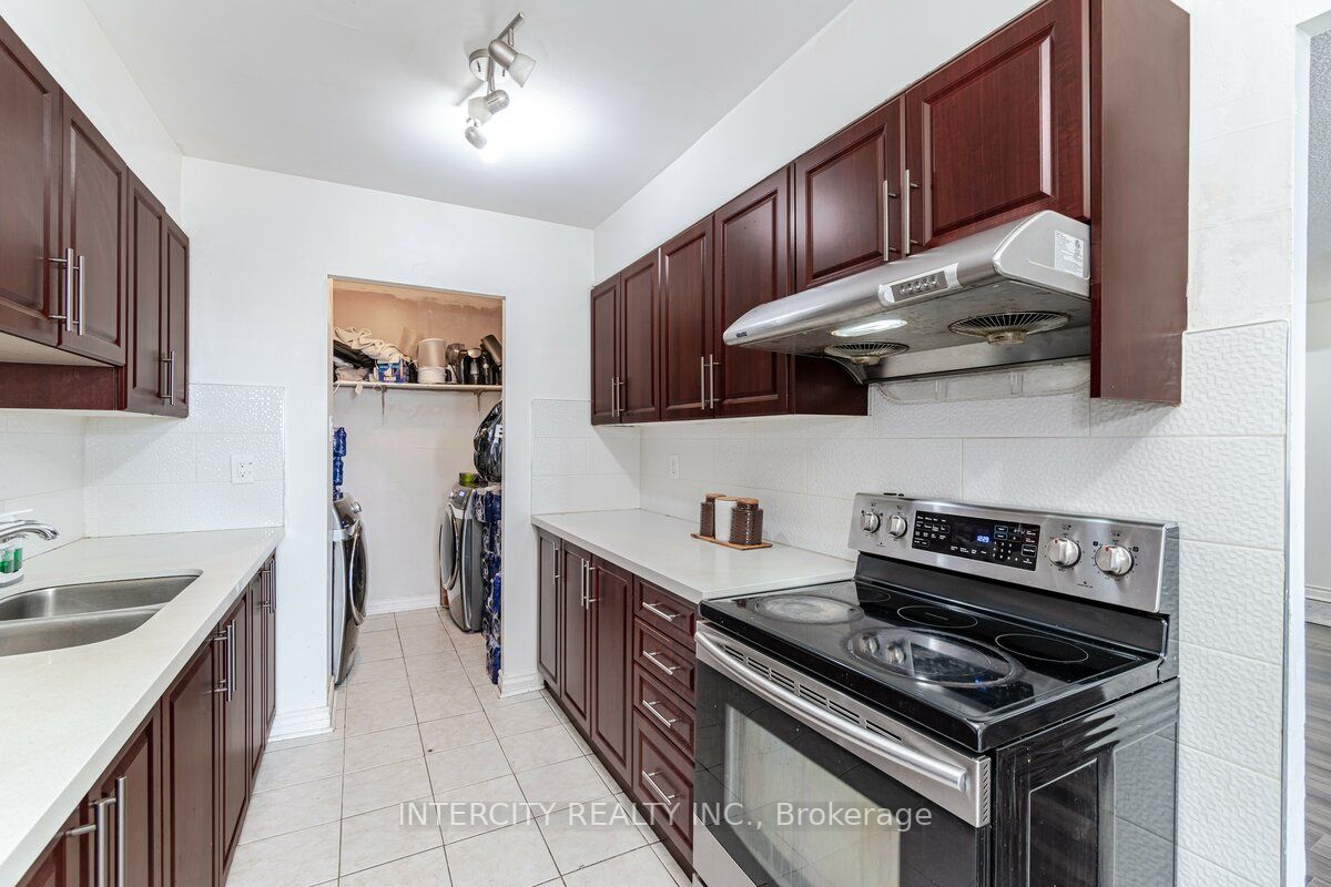 Listing W6019404 - Large Photo # 13