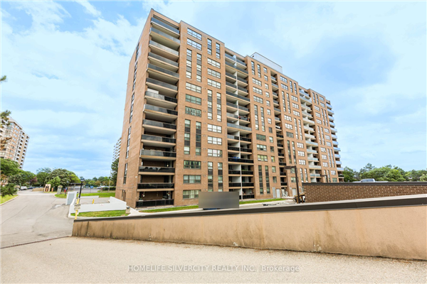 4 Lisa St, Brampton