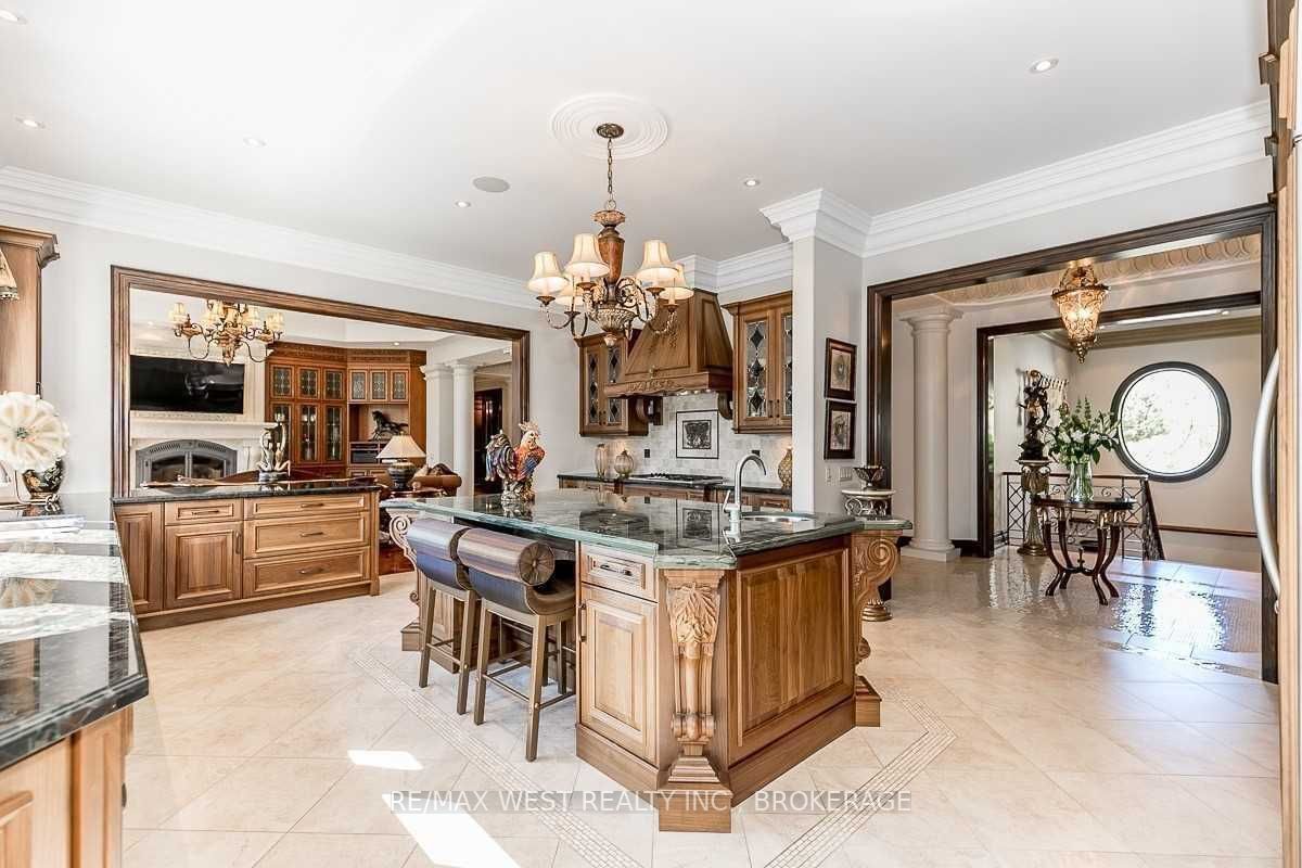 Listing W6020005 - Large Photo # 13