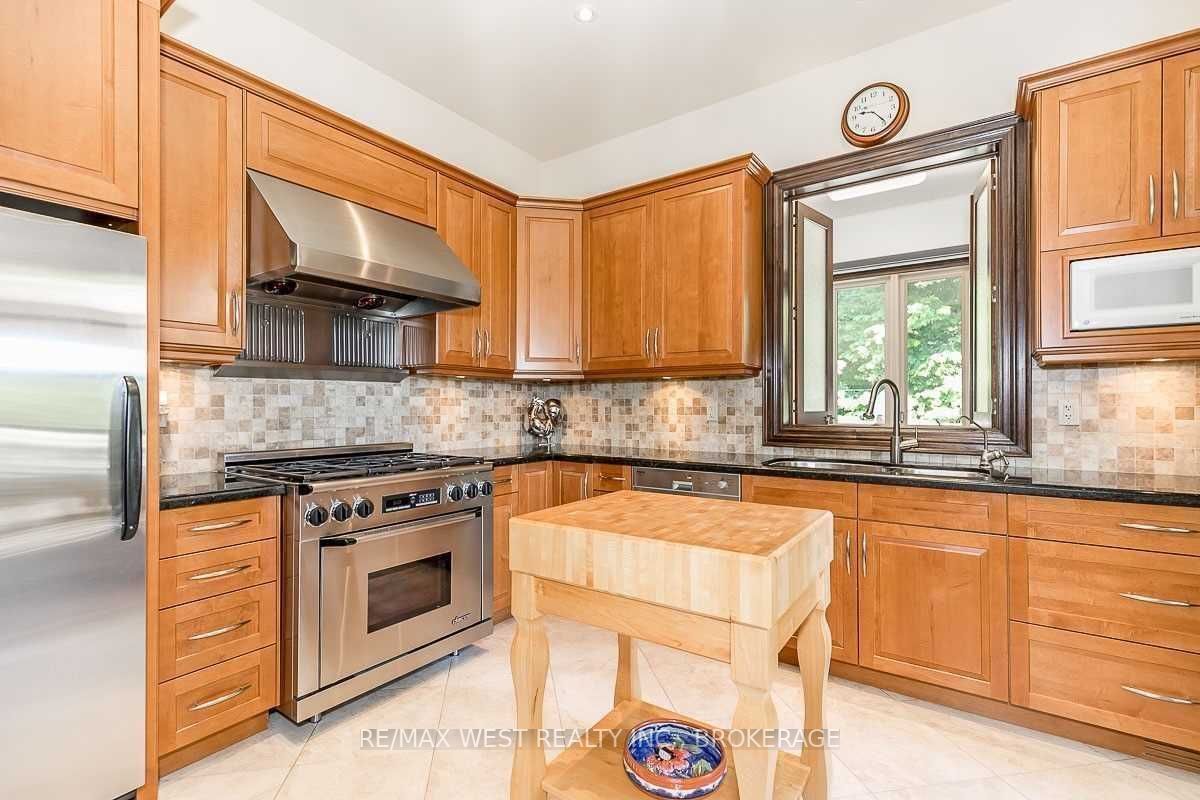 Listing W6020005 - Large Photo # 15