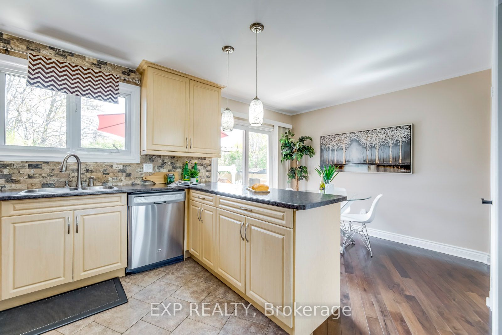 Listing W6020068 - Large Photo # 10