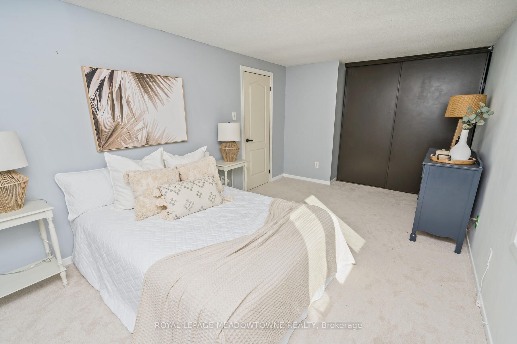 18 Candlewood Crt