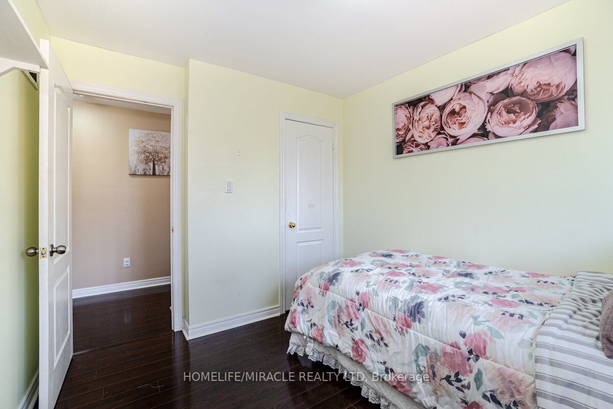 Listing W6020940 - Large Photo # 25