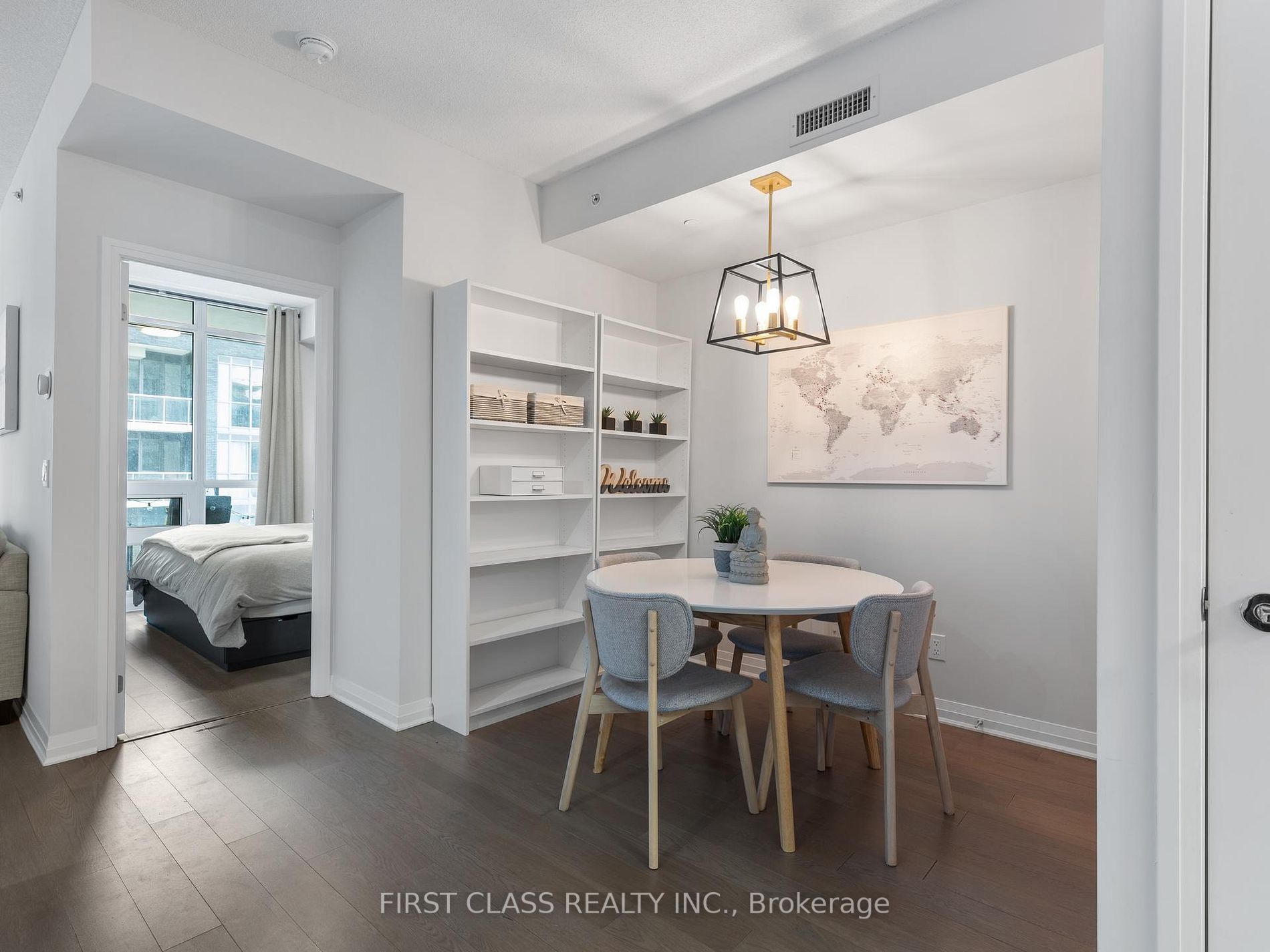 60 Annie Craig Dr, #402