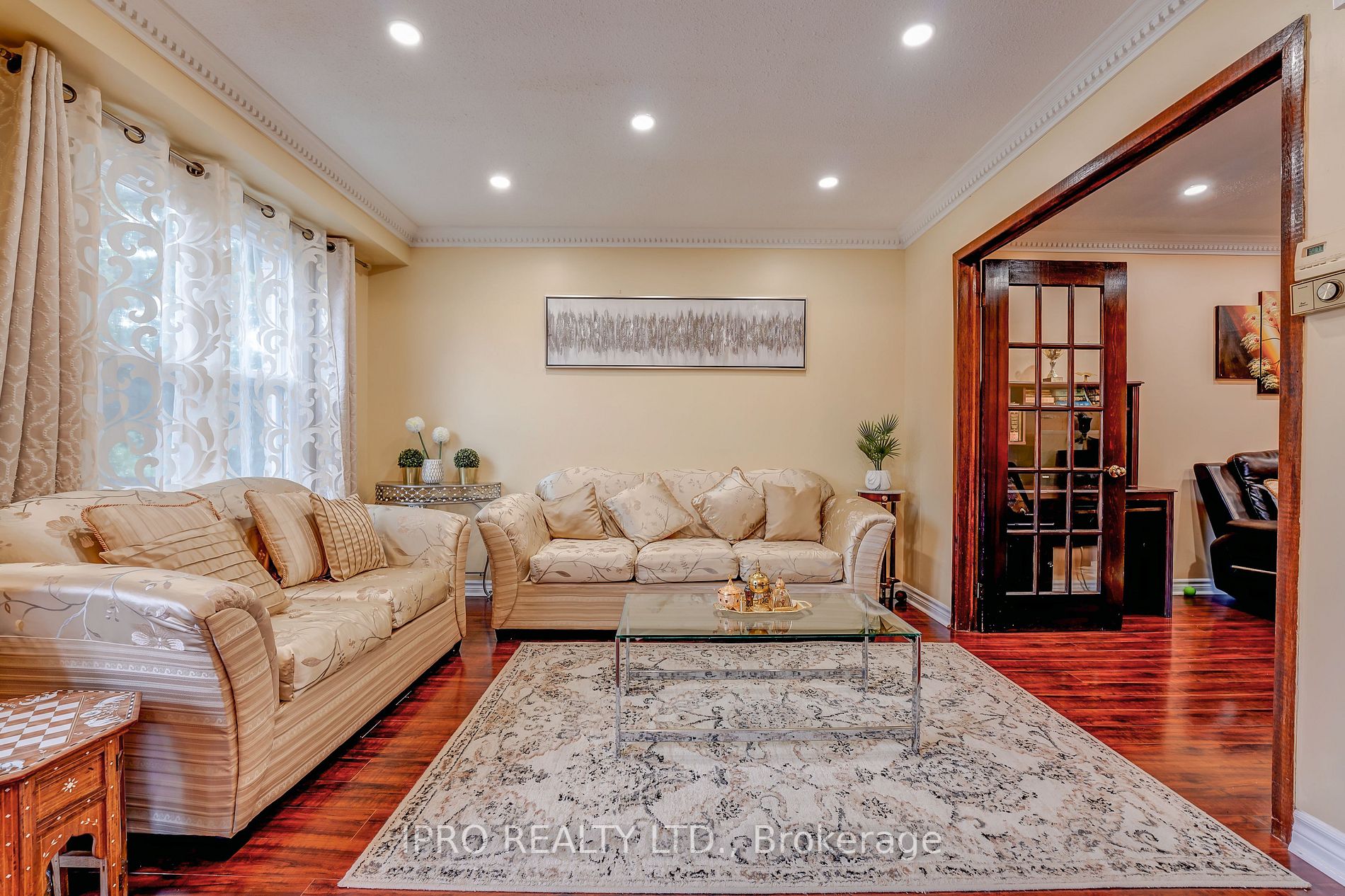 Listing W6021920 - Large Photo # 12