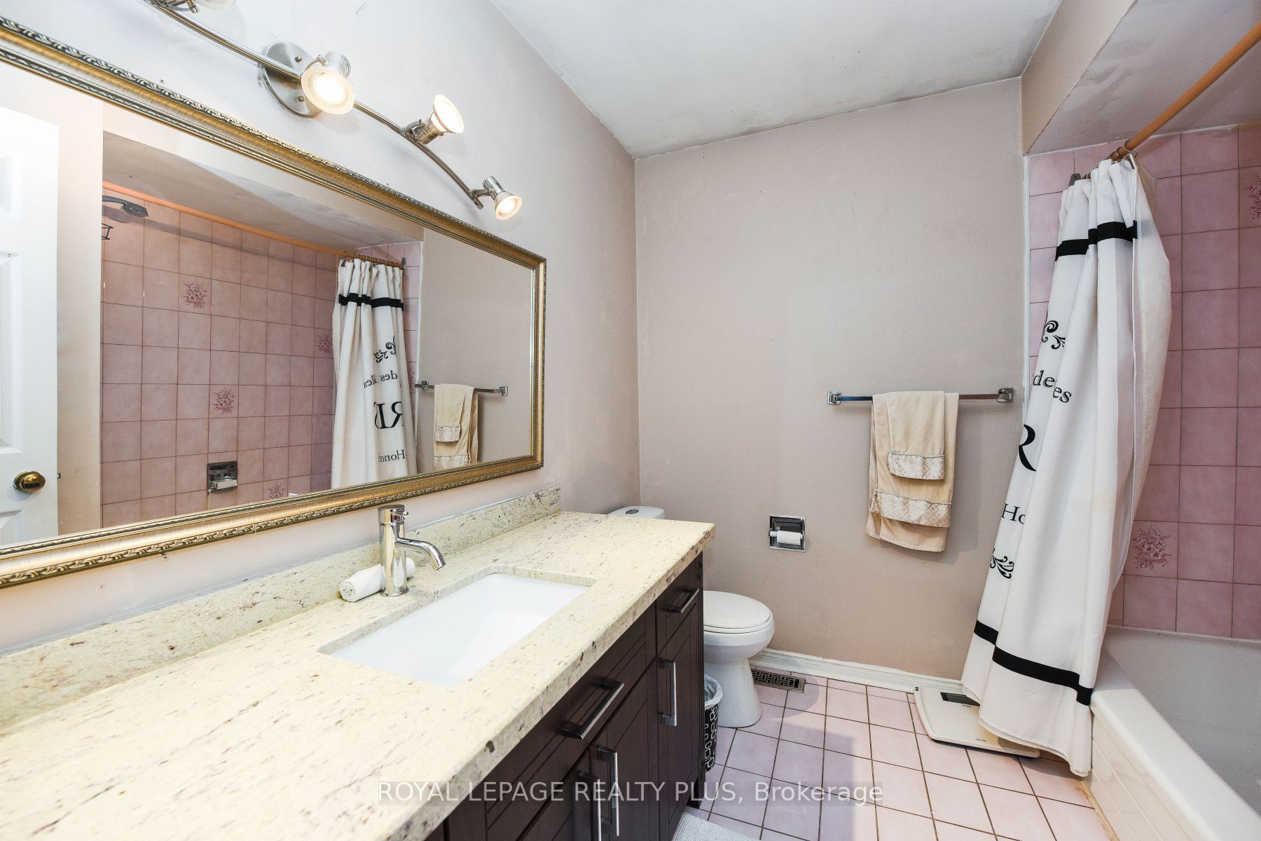 Listing W6022120 - Large Photo # 16