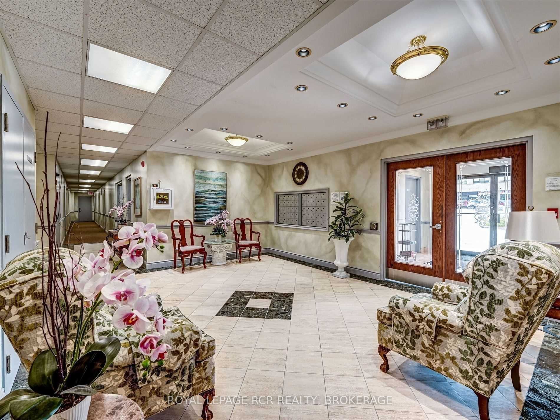 Listing W6022145 - Large Photo # 2