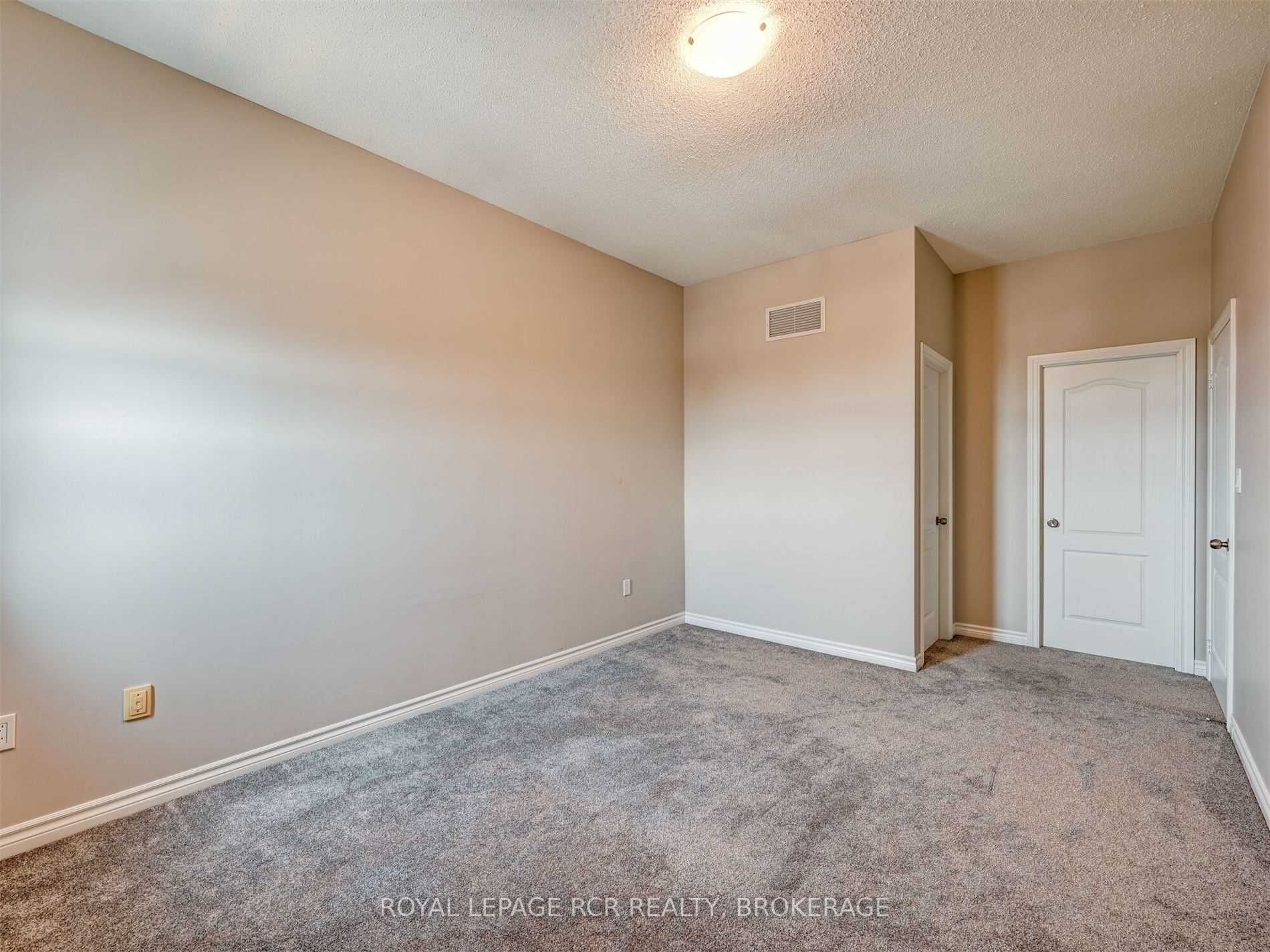 Listing W6022145 - Large Photo # 32