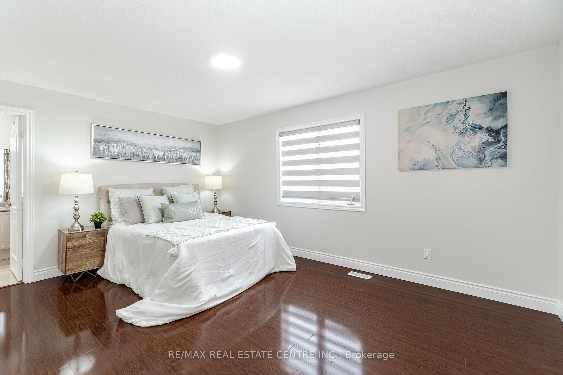 5 Wild Indigo Cres